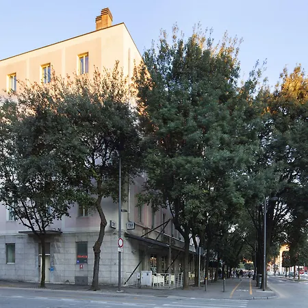 Igea فندق بريشا